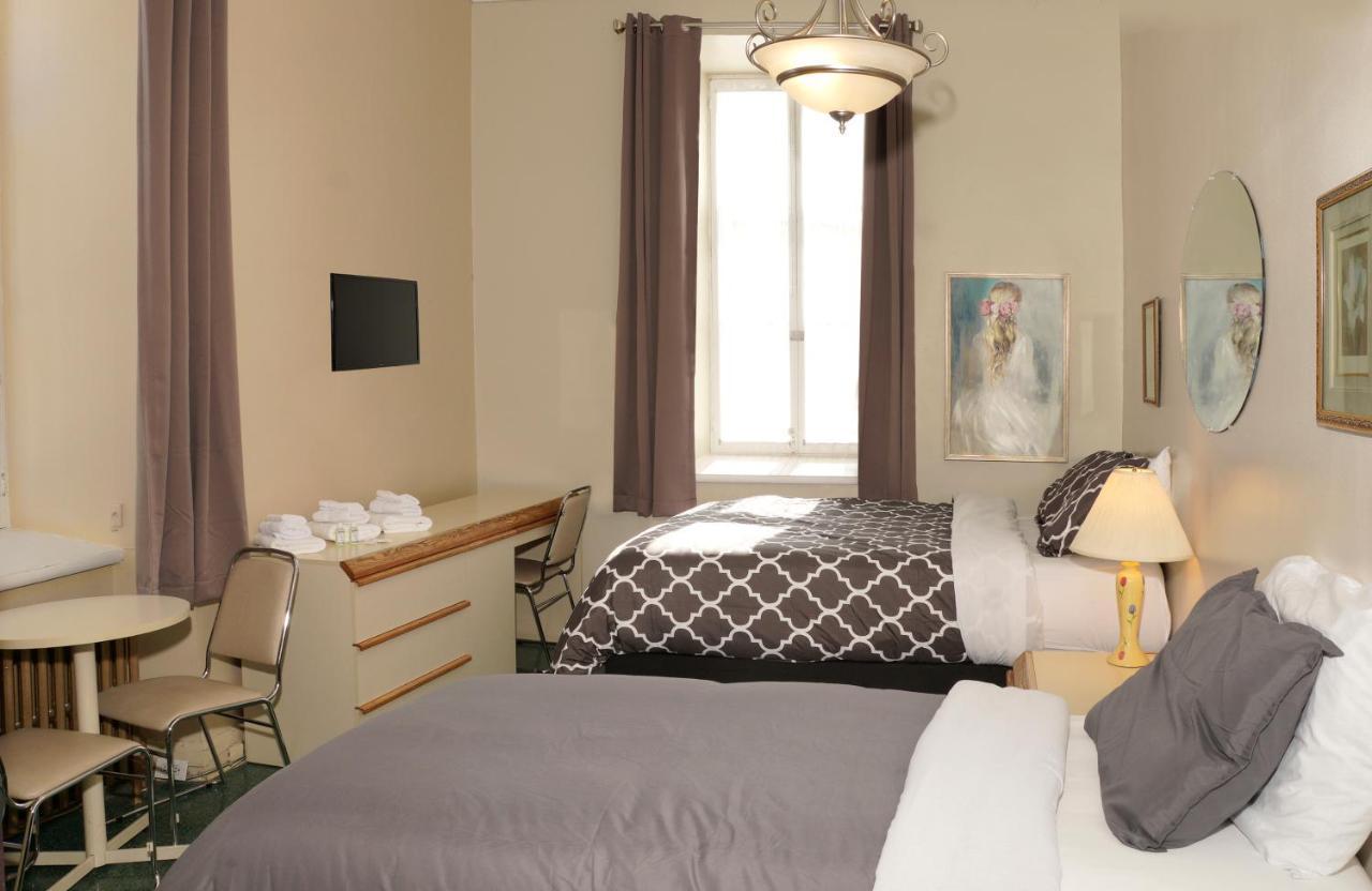 Auberge Du Couvent Saint-Casimir Ngoại thất bức ảnh