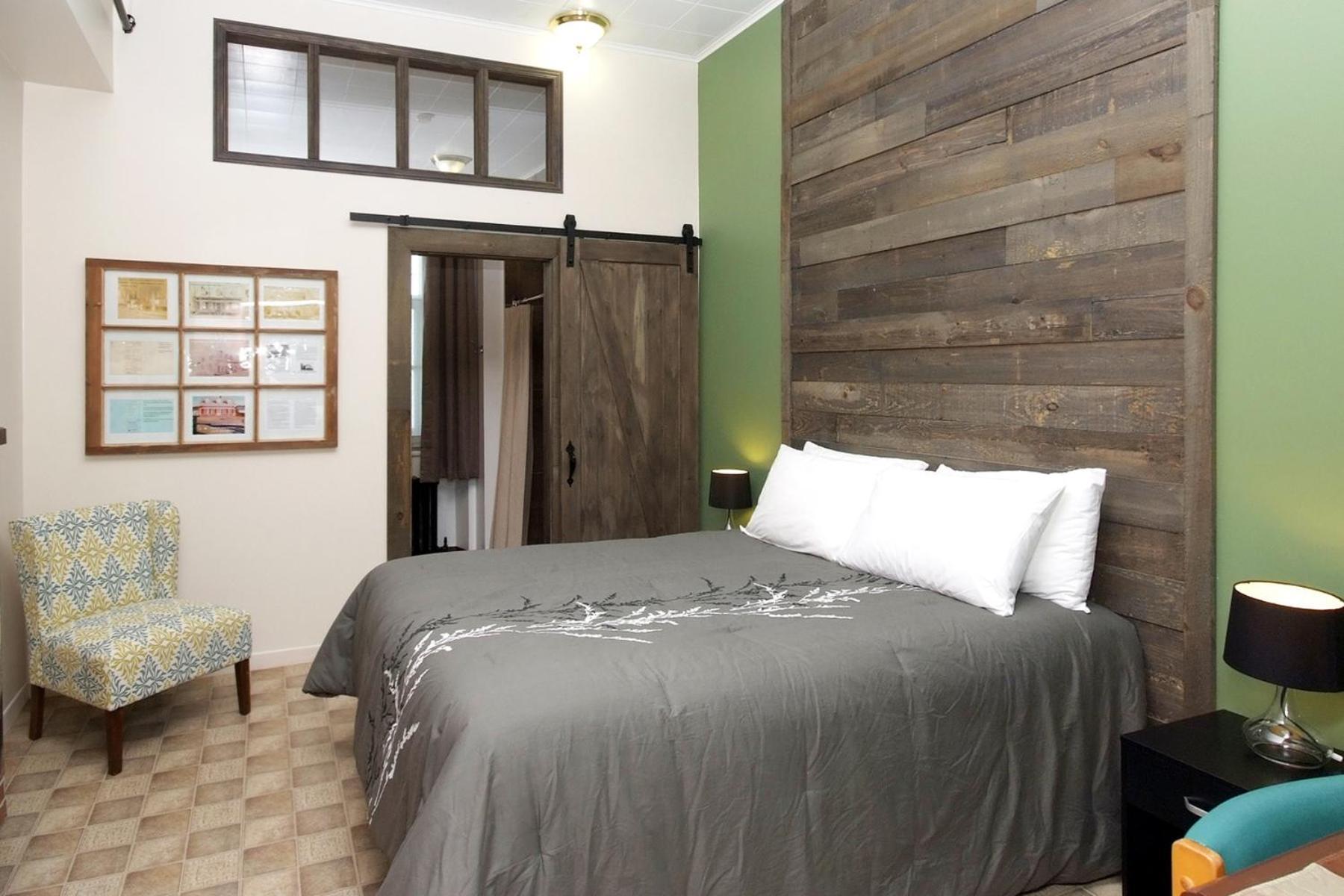 Auberge Du Couvent Saint-Casimir Ngoại thất bức ảnh